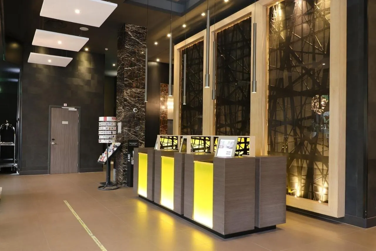 Xo Hotels Couture Amesterdão 4*,
